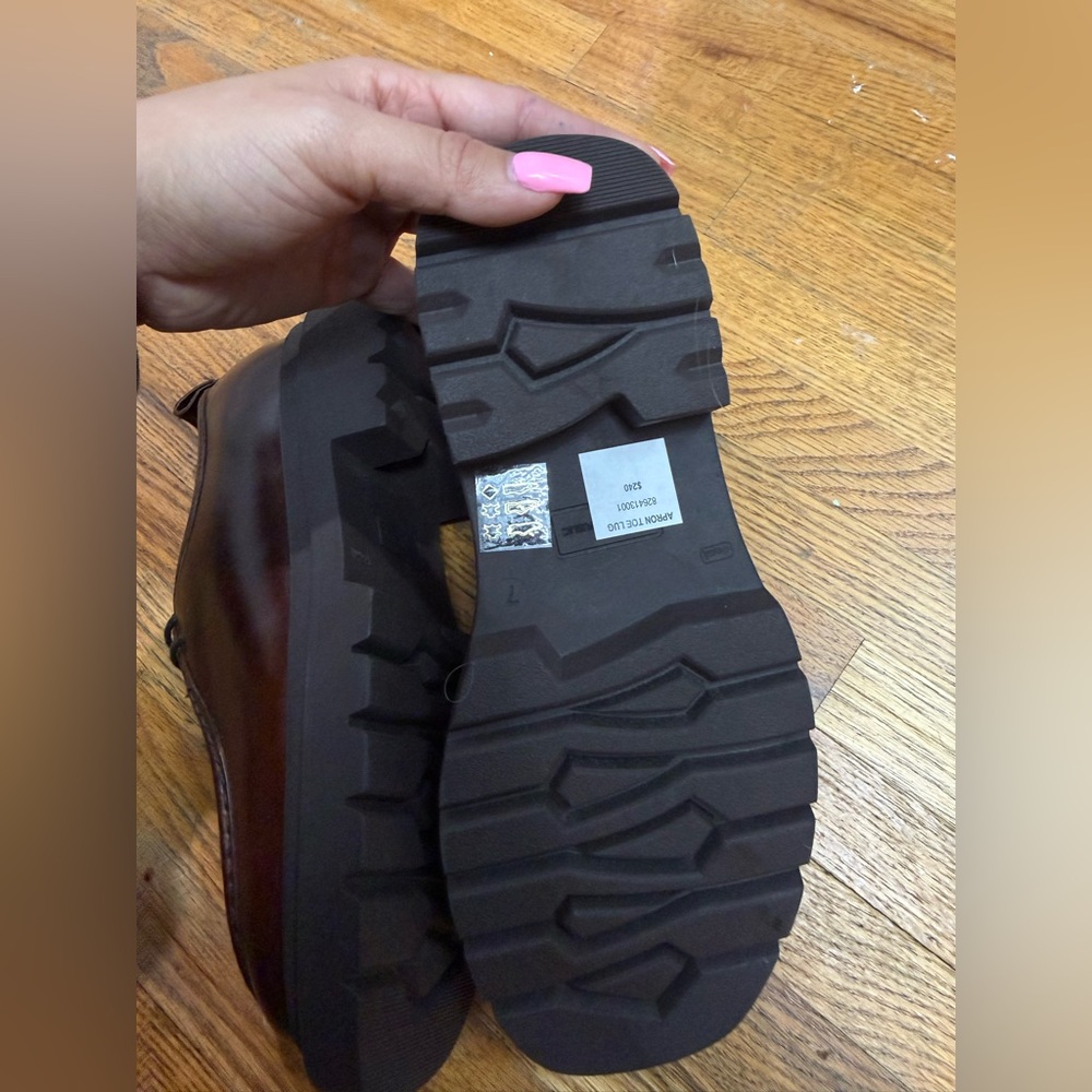 Banana republic shoes - Picture 4 of 6